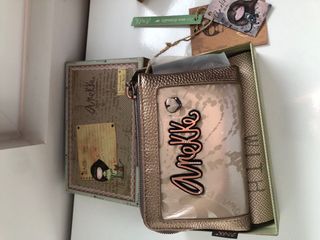 Monedero Anekke a estrenar