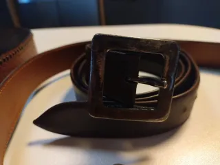 Cintura donna pelle marrone con fibbia oro