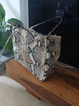 Bolso Roberto Cavalli estampado serpiente