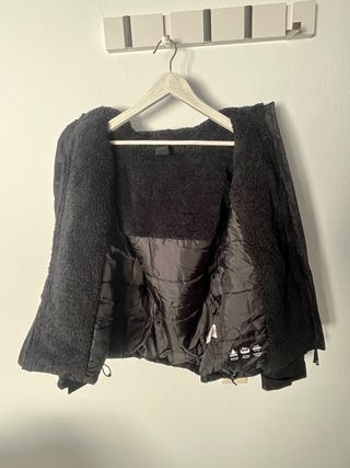 Chaqueta de Invierno Impermeable Negra