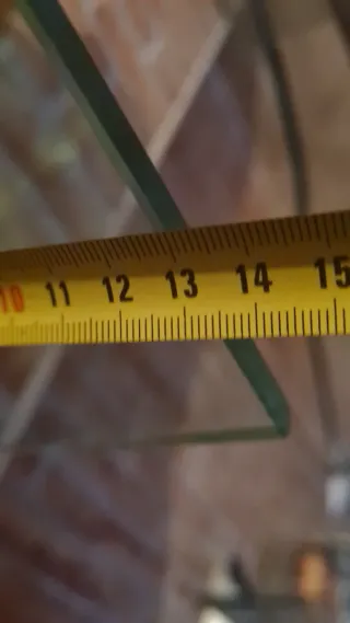 7 Estanterías de cristal para hostelería.