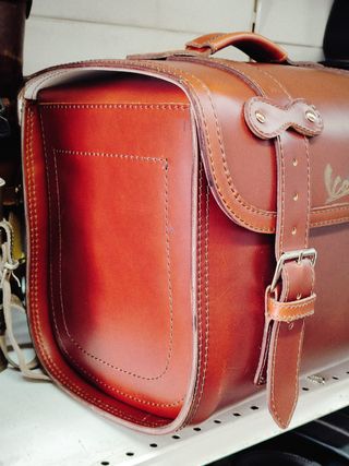 Bauletto borsone Valigia Vespa pelle marrone