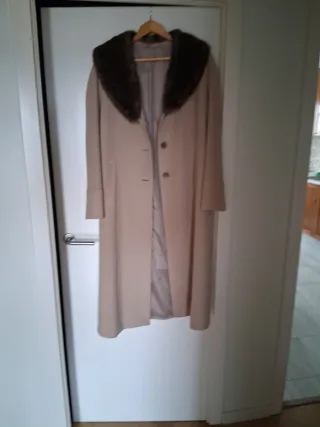 Abrigo largo señora cuello pelo