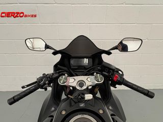 HONDA CBR 650R