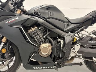 HONDA CBR 650R