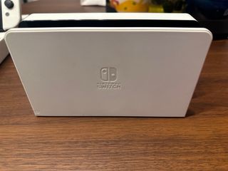 Nintendo Switch OLED Bianca