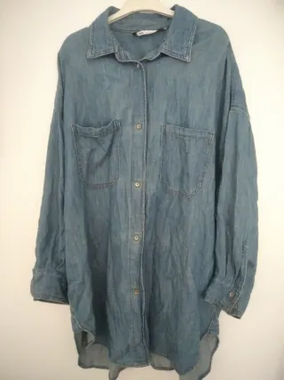 Blusón vaquero Zara Talla S