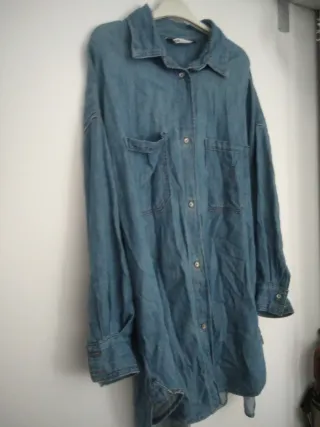 Blusón vaquero Zara Talla S