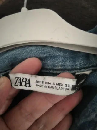 Blusón vaquero Zara Talla S