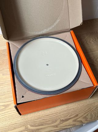 A ESTRENAR Cocotte Le Creuset 28cm color Cerise