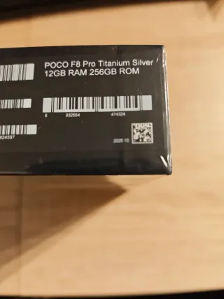 Poco F8 Pro con garanzia + Caricatore Xiaomi 120W NUOVI