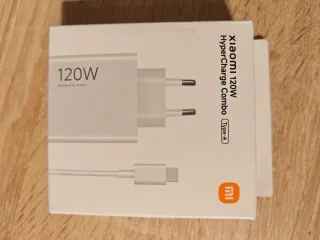 Poco F8 Pro con garanzia + Caricatore Xiaomi 120W NUOVI