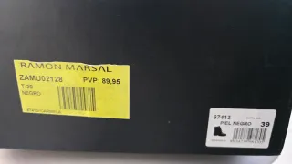 Botines negros de piel