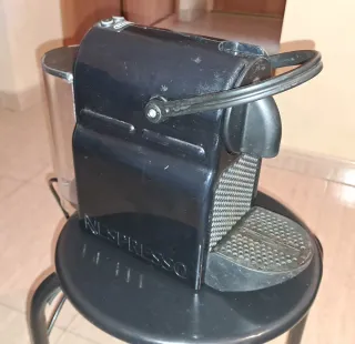 Cafetera Nespresso DeLonghi Krups