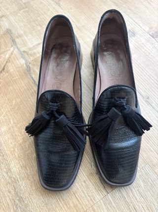 Mocasines negros Talla 37. Muy elegantes.
