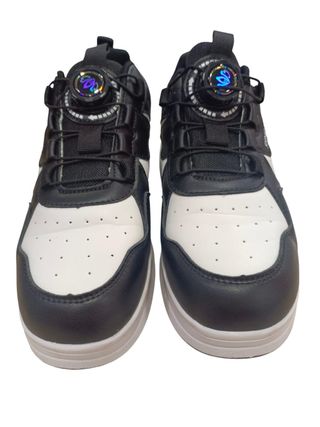 ZAPATILLAS DEPORTIVAS CON RUEDAS TIPO PATINES SHMGA K07 BLANCO Y NEGRO TALLA 38-40