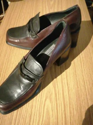 Zapatos Hispanitas Piel Marrón y Negro