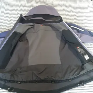 Chaqueta Haghlofs Recco Gore Windstopper M