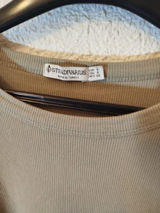 Camiseta Stradivarius manga larga verde S