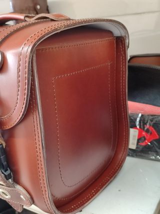 Bauletto Borsone Vespa Pelle Marrone lucchetto