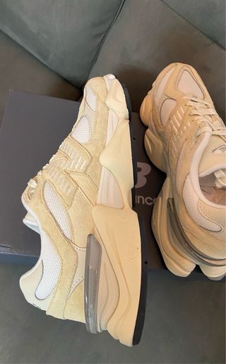 New Balance 9060 Beige/Bianco Unisex Nuove