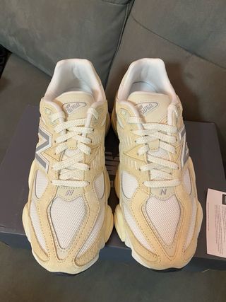 New Balance 9060 Beige/Bianco Unisex Nuove