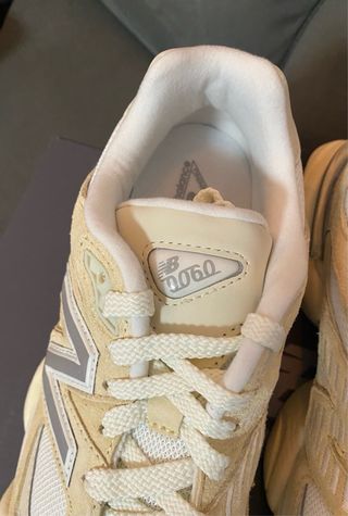 New Balance 9060 Beige/Bianco Unisex Nuove