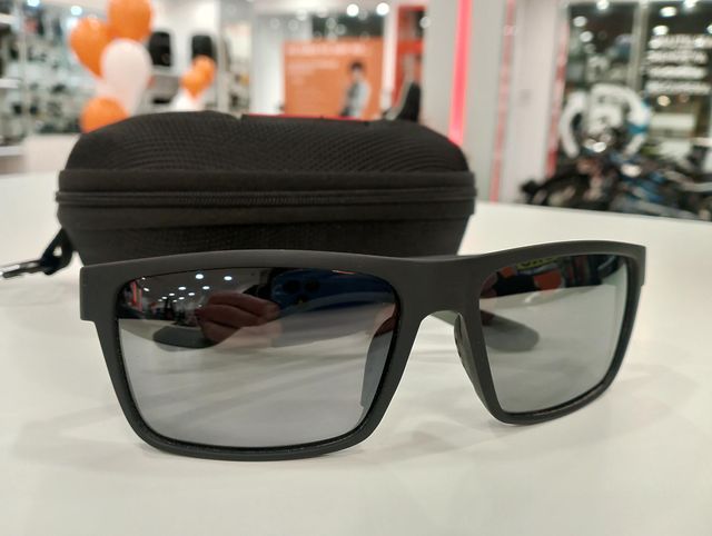 GAFAS SOL IRONMAN FIL T.3 NEGRAS + FUNDA