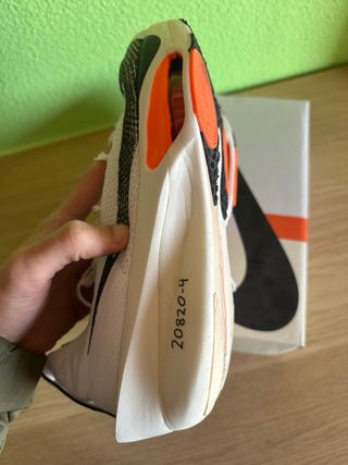 Nike Alphafly Next% Naranja Blanco