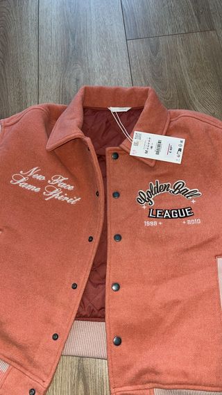 Cazadora Bomber Zara M Acolchada Parches