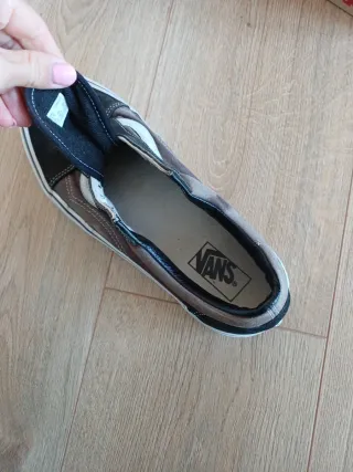 Zapatillas Vans Old Skool Negras y Marrones