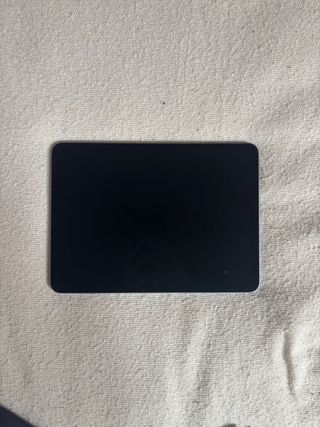 iPad Air 5ª Gen 64GB Morado + Teclado