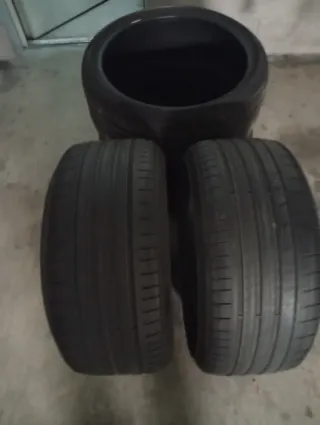 4 Neumáticos Pirelli P Zero 245/35/19