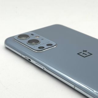 MOVIL ONEPLUS 9 PRO 256GB 12 RAM CON CAJA COMPLETA