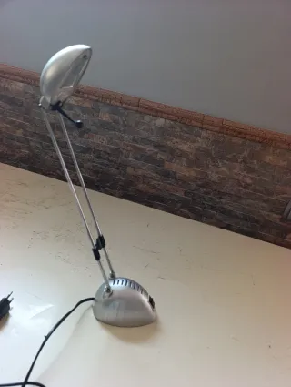 Flexo de escritorio metal y plástico