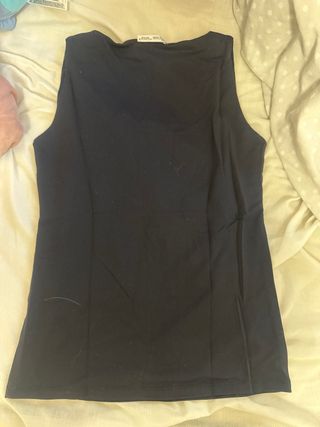 Top tirantes negro