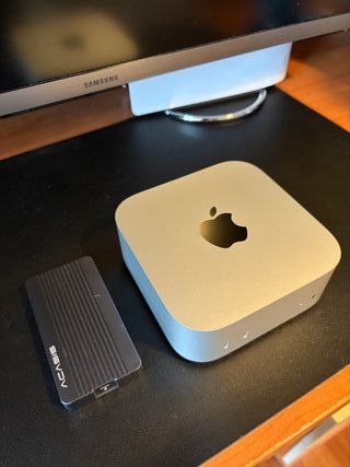Mac mini M4 24GB RAM + 1TB SSD externo + Funda