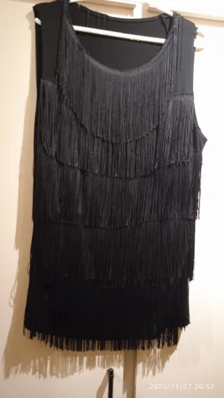 Camiseta fiesta flecos de punto negra talla única