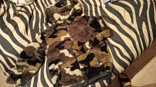 Chaqueta reversible camuflaje