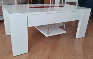 Mesa centro elevable blanca con detalles rojos