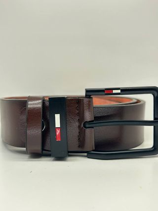 Cinturón Tommy Hilfiger Marrón Oscuro 120cm