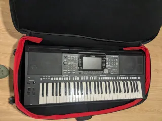 Yamaha PSR-S975 Teclado Profesional