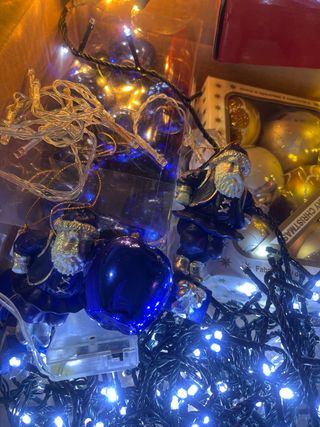 Adornos y luces de Navidad lo vendo todo . junto