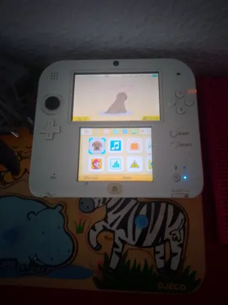 Nintendo 2DS Bianca