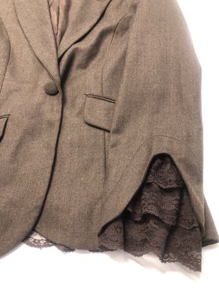 Chaqueta mujer marrón con encaje