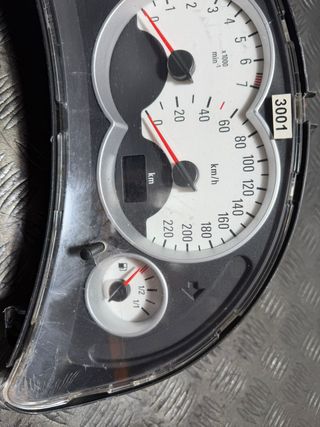 Cuadro Instrumentos Opel Corsa C 2006