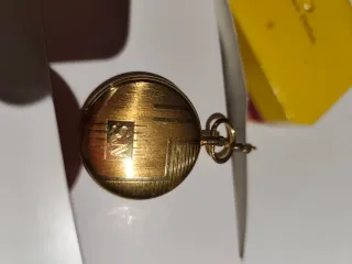 Reloj Lotus Dorado con Grabado