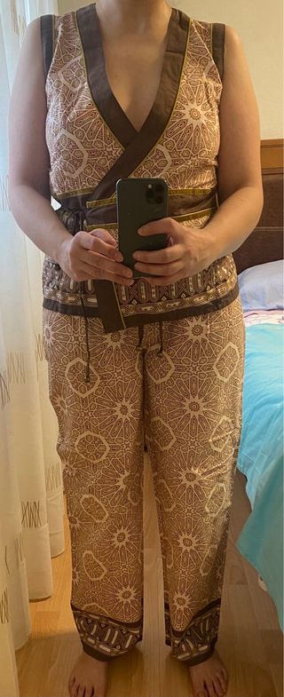 Conjunto pantalones y top cruzado