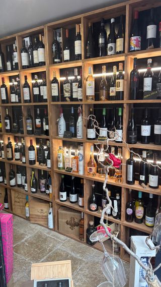 SE TRASPASA VINOTECA