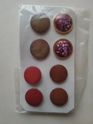 4 pares pendientes botón marrones y morados